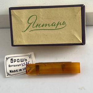 VIntage Baltic Amber Brooch Pin NWT Honey Color USSR Soviet 1967 EXPO'67